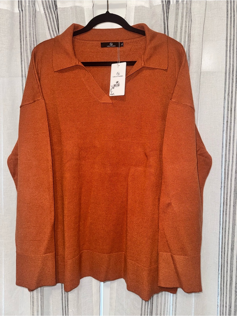 NWT Collared V-Neck Knit Sweater — Rust Orange
